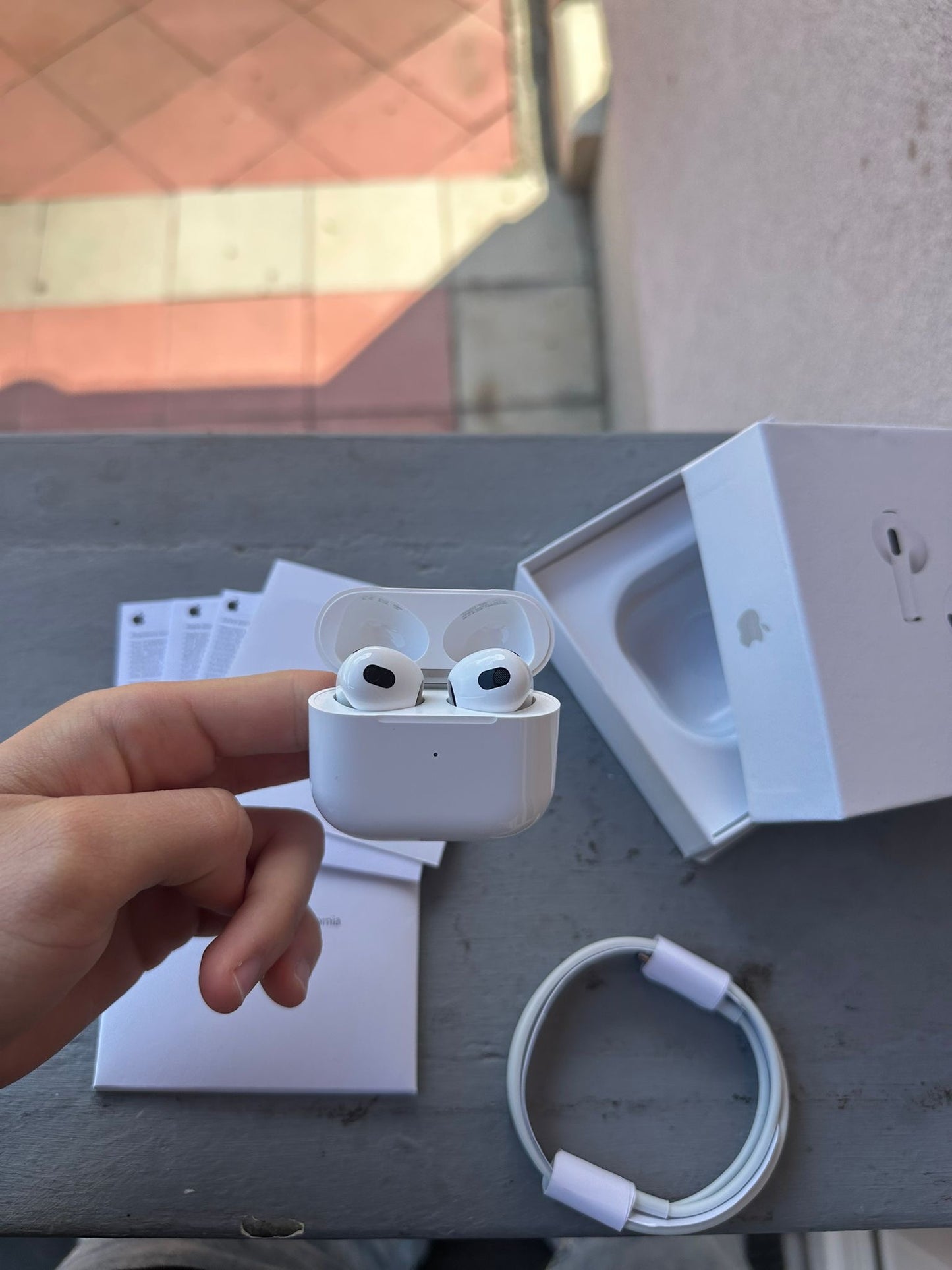 AirPods 3 slušalice